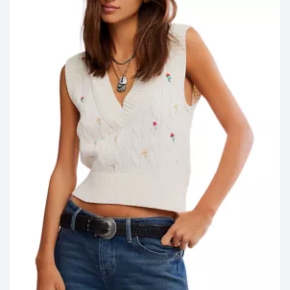 Free People Tops - Free People White Knit Top with Blue Floral Accent